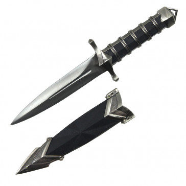 10" Black Dagger With Chain and Scabbard